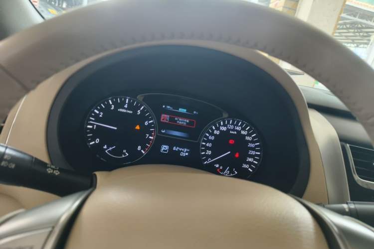 Used Nissan Teana 2015 2.0L XL Upper Champions League Tech Edition Instrument Cluster