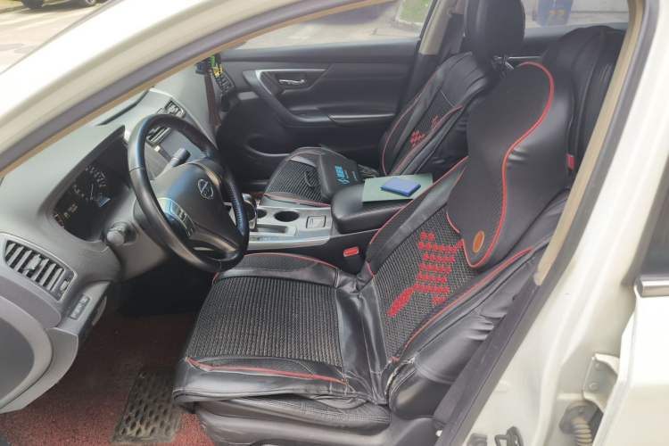 Used Nissan Teana 2015 2.0L XL-Sporty UEFA Champions League Edition Left Front Seat