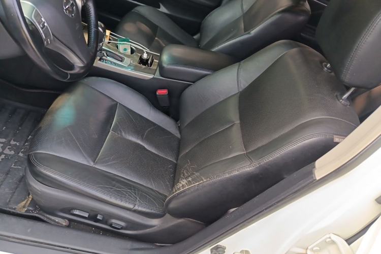 Used Nissan Teana 2015 2.0L XL-Sporty UEFA Champions League Edition Left Front Seat