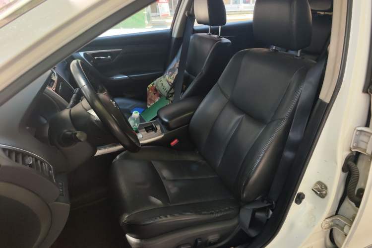 Used Nissan Teana 2015 2.0L XL Upper Champions League Tech Edition Left Front Seat
