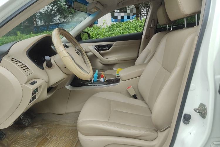 Used Nissan Teana 2015 2.0L XL-Sporty UEFA Champions League Edition Left Front Seat