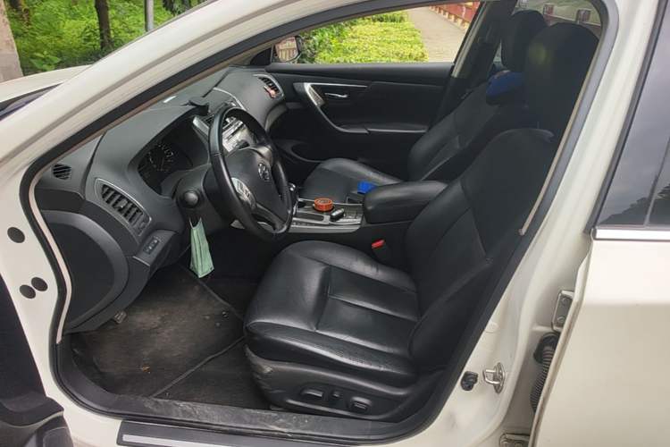 Used Nissan Teana 2015 2.0L XL Upper Champions League Tech Edition Left Front Seat