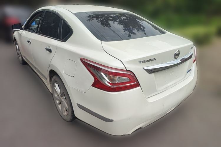 Used Nissan Teana 2015 2.0L XL Upper Champions League Tech Edition Rear Left 45 Deg