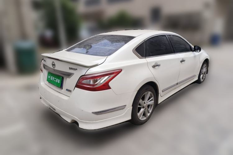 Used Nissan Teana 2015 2.0L XL-Sporty UEFA Champions League Edition Rear Right 45 Deg