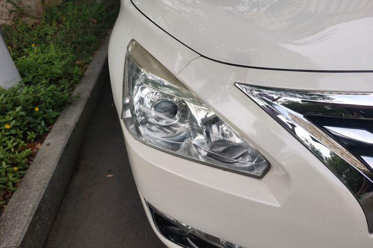 Used Nissan Teana 2015 2.0L XL Upper Champions League Tech Edition Right Front Headlight
