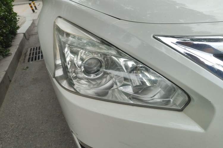 Used Nissan Teana 2015 2.0L XL-Sporty UEFA Champions League Edition Right Front Headlight