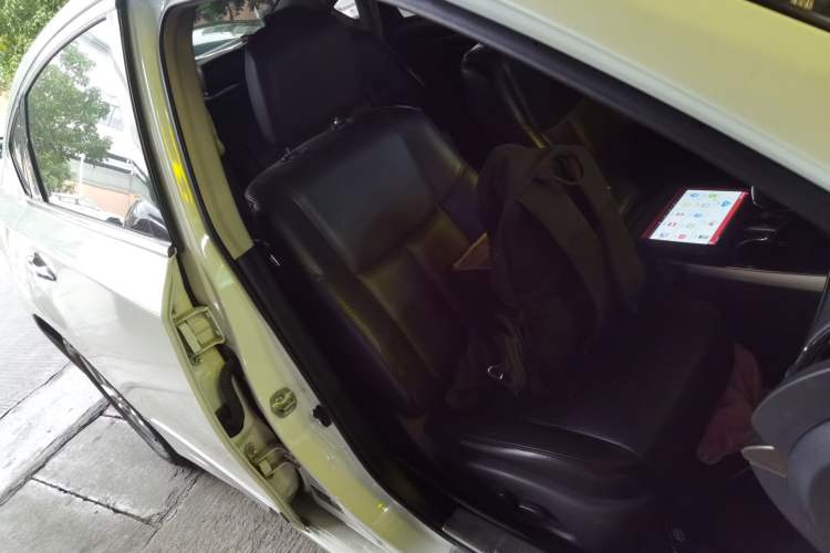 Used Nissan Teana 2015 2.0L XL Upper Champions League Tech Edition Right Front Seat