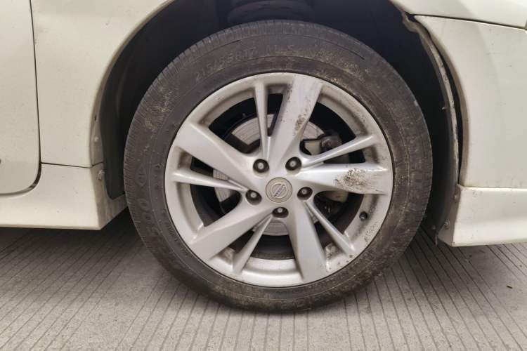 Used Nissan Teana 2015 2.0L XL-Sporty UEFA Champions League Edition Right Front Wheel Hub