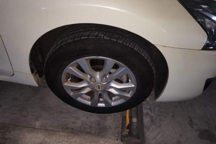 Used Nissan Teana 2015 2.0L XL Upper Champions League Tech Edition Right Front Wheel Hub