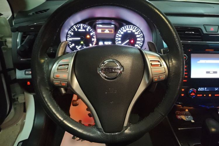 Used Nissan Teana 2015 Duke 2.5L XV Champions League Luxury Edition Steering Wheel