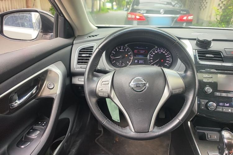 Used Nissan Teana 2015 2.0L XL Upper Champions League Tech Edition Steering Wheel