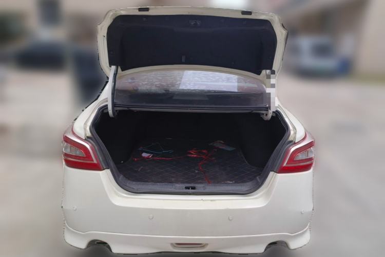 Used Nissan Teana 2015 2.0L XL-Sporty UEFA Champions League Edition Trunk