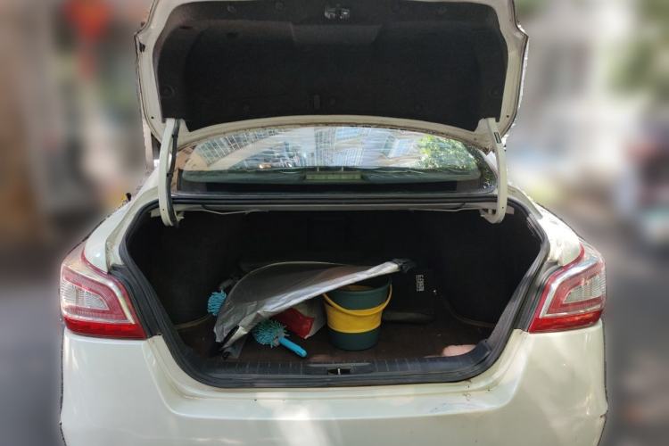 Used Nissan Teana 2015 2.0L XL-Sporty UEFA Champions League Edition Trunk
