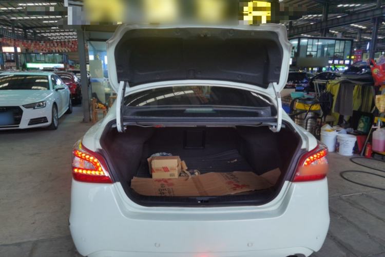 Used Nissan Teana 2015 2.0L XL Upper Champions League Tech Edition Trunk