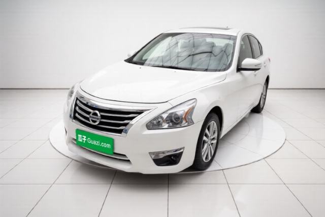 Gebrauchter Nissan Teana 2015 2.0L XL-Sporty UEFA Champions League Edition