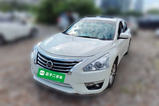 Ojetý Nissan Teana 2015 2.0L XL-Sporty UEFA Champions League Edition