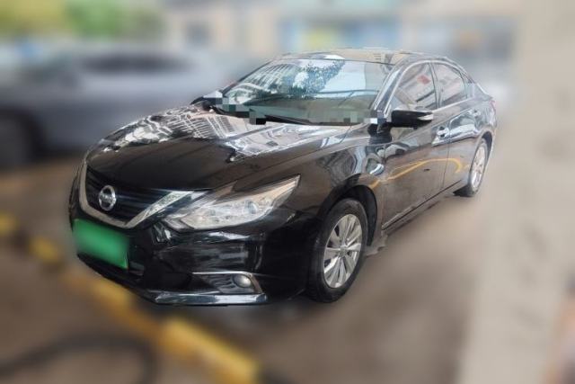 Ojetý Nissan Teana 2016 2.0L XE Fashion Edition