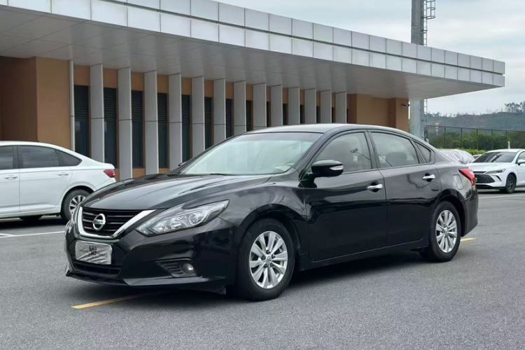 Ojetý Nissan Teana 2016 Revised Version 2.0L XL Comfort Edition Guazi used car, China used car export, Used car for sale, Used  cars, Cheapest cars for sale