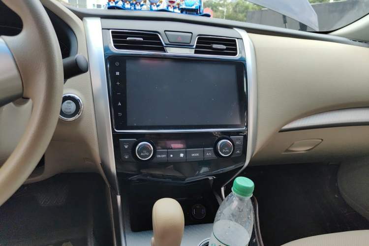 Used Nissan Teana 2016 2.0L XE Fashion Edition Audio And AC Panel