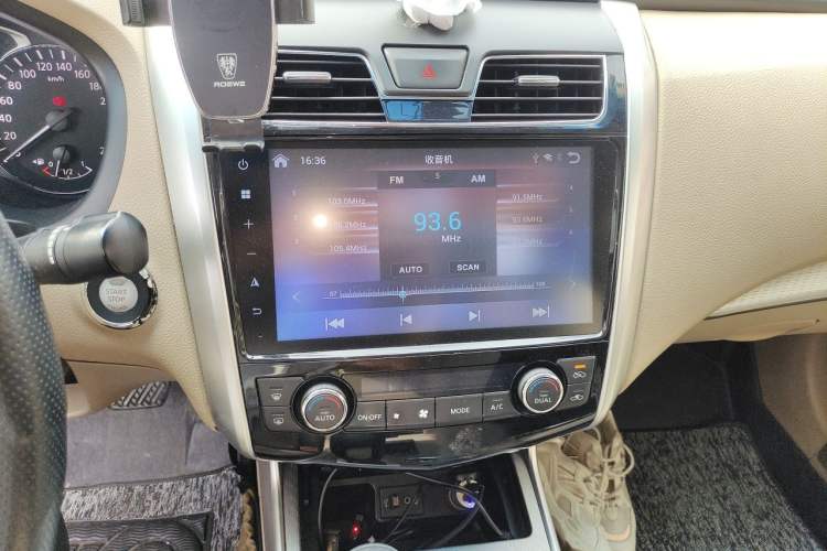 Used Nissan Teana 2016 2.0L XE Fashion Edition Audio And AC Panel
