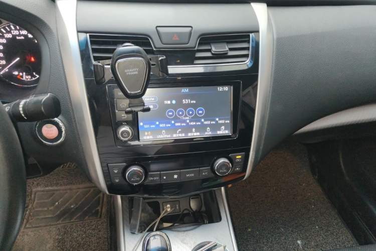 Used Nissan Teana 2016 2.0L XL Comfort Edition Audio And AC Panel