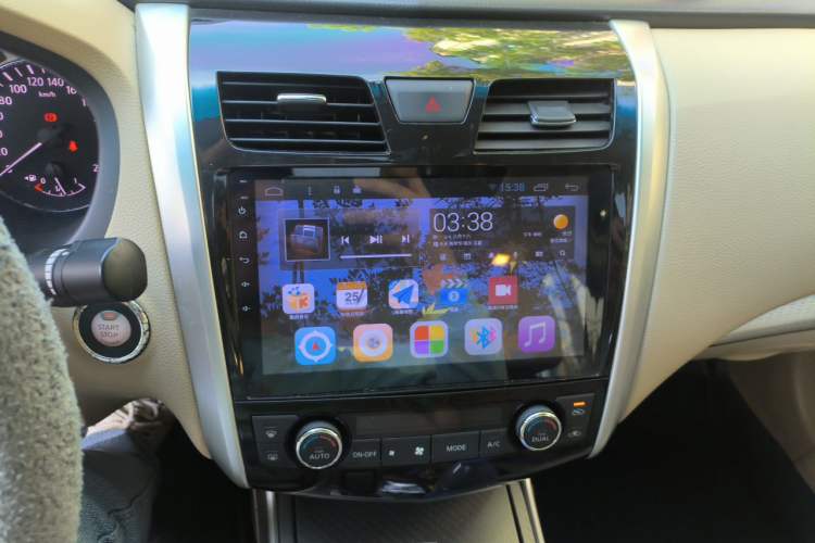 Used Nissan Teana 2016 2.0L XE Fashion Edition Audio And AC Panel
