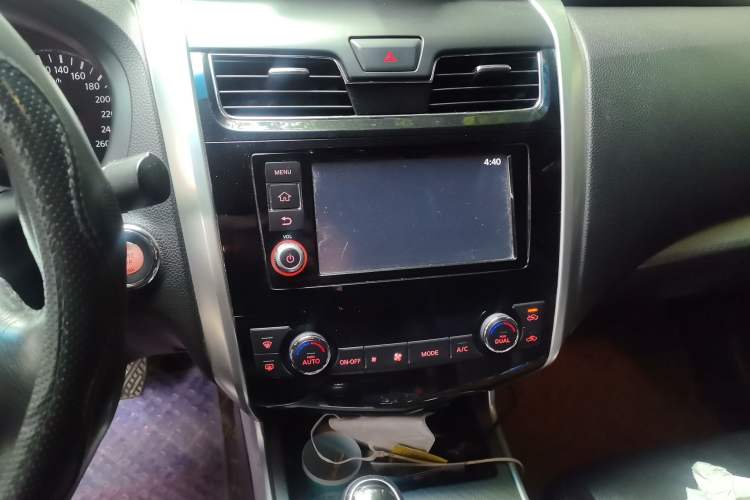 Used Nissan Teana 2016 2.0L XL Comfort Edition Audio And AC Panel
