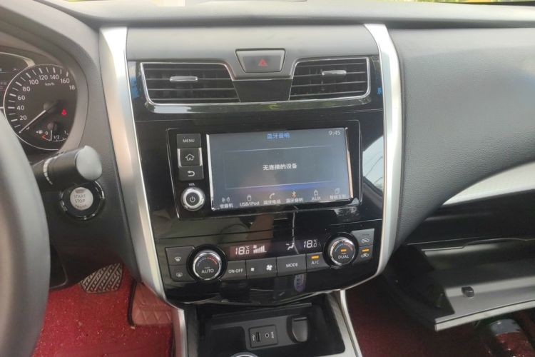 Used Nissan Teana 2016 2.0L XL Comfort Edition Audio And AC Panel