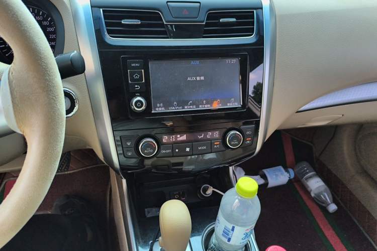 Used Nissan Teana 2016 2.0L XL Comfort Edition Audio And AC Panel