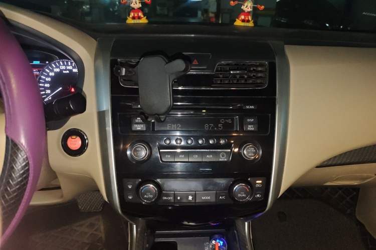 Used Nissan Teana 2016 2.0L XE Fashion Edition Audio And AC Panel