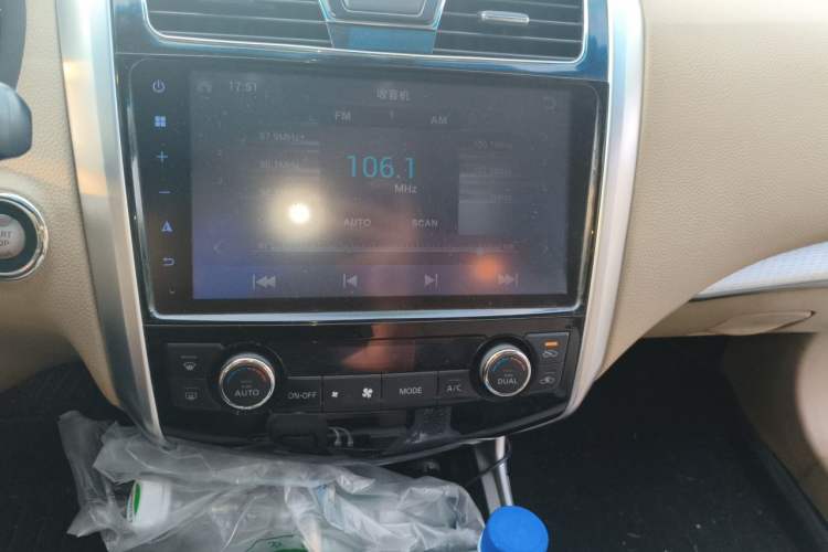 Used Nissan Teana 2016 2.0L XE Fashion Edition Audio And AC Panel