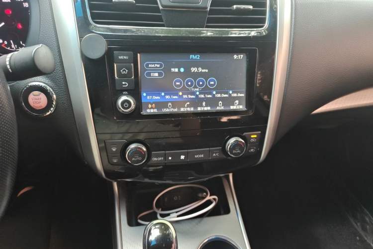 Used Nissan Teana 2016 Revised Version 2.0L XL Comfort Edition Audio And AC Panel