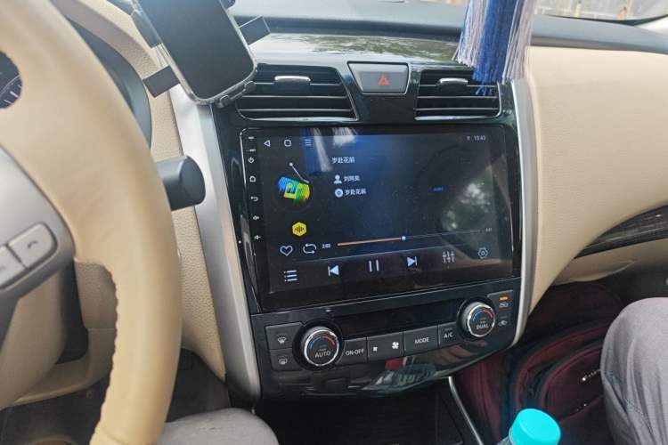 Used Nissan Teana 2016 2.0L XL Comfort Edition Audio And AC Panel