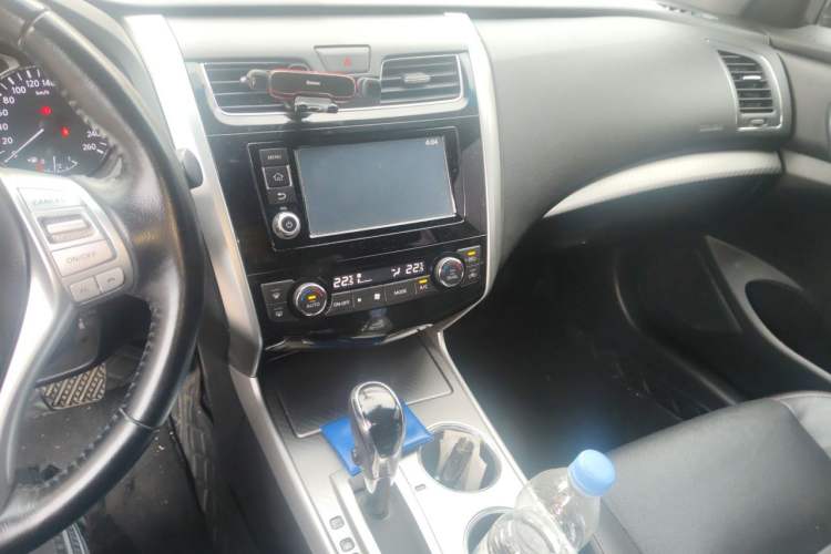 Used Nissan Teana 2016 2.0L XL-Upper Smart Edition Audio And AC Panel