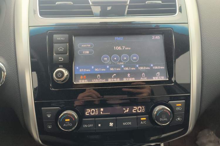 Used Nissan Teana 2016 2.0L XL-Upper Smart Edition Audio And AC Panel