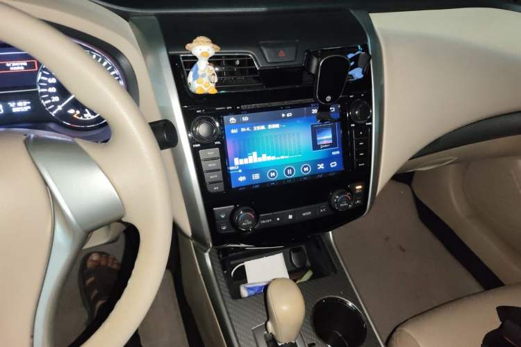 Used Nissan Teana 2016 2.0L XE Fashion Edition Audio And AC Panel