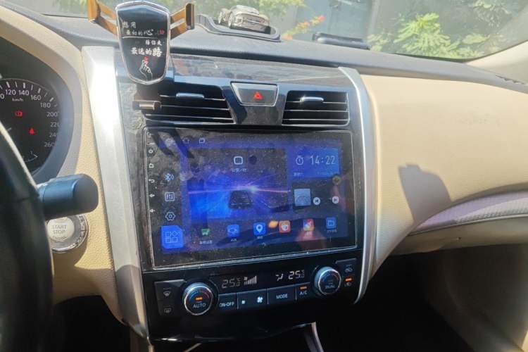 Used Nissan Teana 2016 2.0L XE Fashion Edition Audio And AC Panel