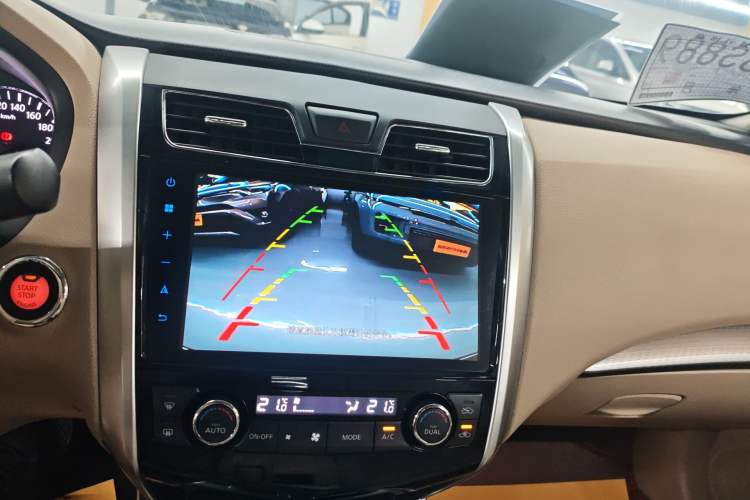 Used Nissan Teana 2016 2.0L XE Fashion Edition Audio And AC Panel