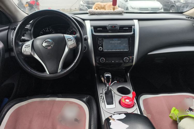 Used Nissan Teana 2016 2.0L XL Comfort Edition Center Console