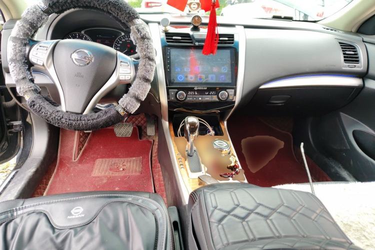 Used Nissan Teana 2016 2.0L XL Comfort Edition Center Console