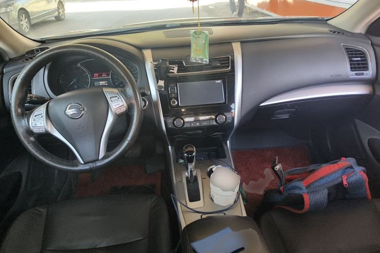 Used Nissan Teana 2016 2.0L XL Comfort Edition Center Console