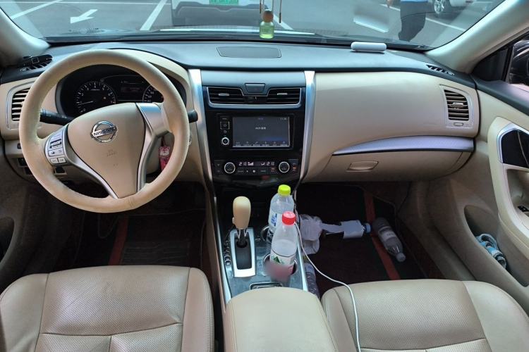 Used Nissan Teana 2016 2.0L XL Comfort Edition Center Console