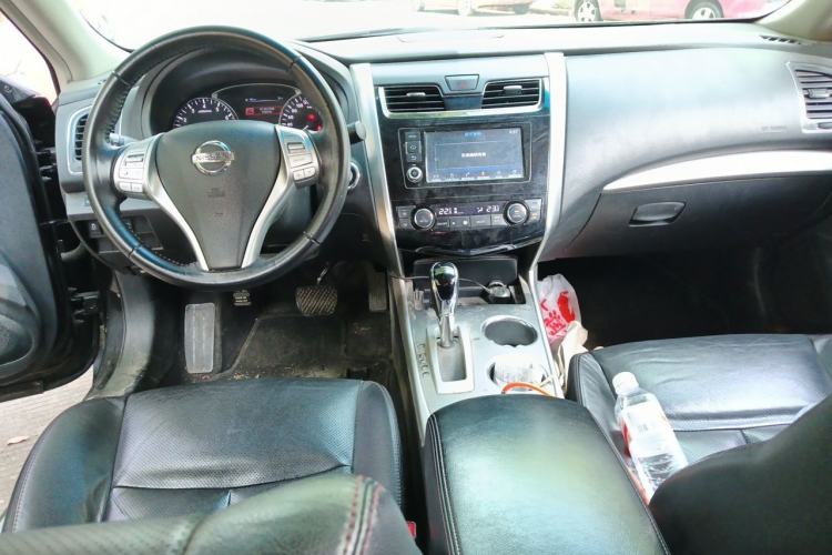 Used Nissan Teana 2016 2.0L XL Comfort Edition Center Console