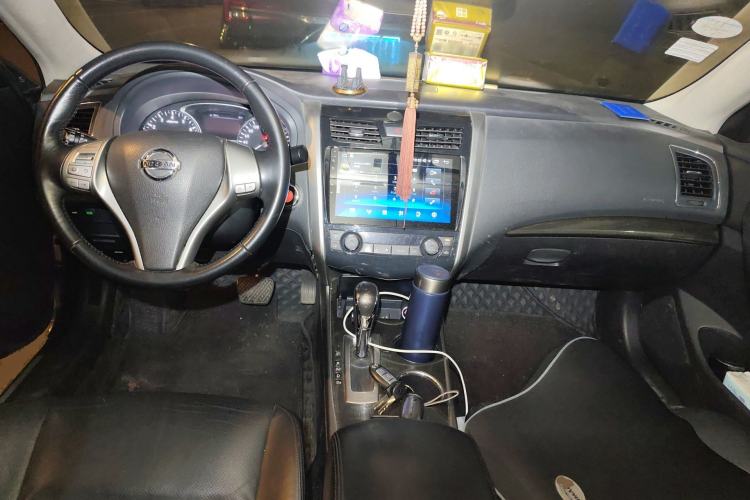 Used Nissan Teana 2016 2.0L XL Comfort Edition Center Console