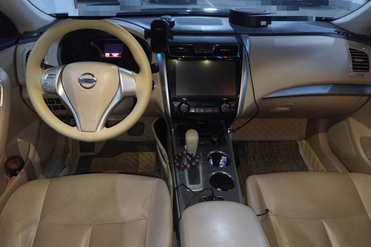 Used Nissan Teana 2016 2.0L XE Fashion Edition Center Console