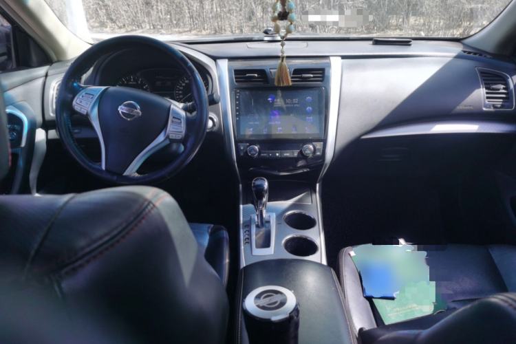 Used Nissan Teana 2016 2.0L XL Comfort Edition Center Console
