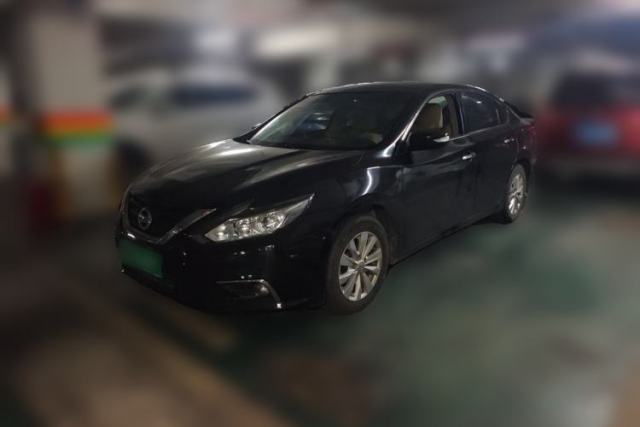 Ojetý Nissan Teana 2016 2.0L XE Fashion Edition