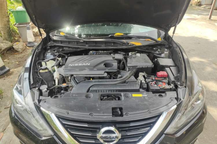Used Nissan Teana 2016 2.0L XL Comfort Edition Engine Bay