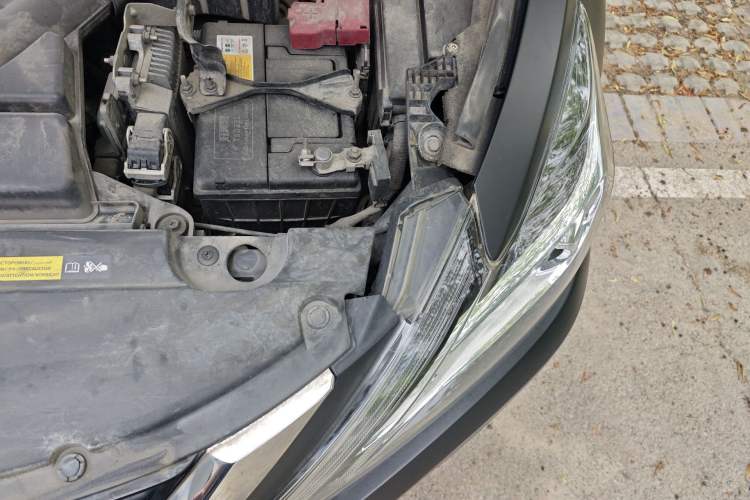 Used Nissan Teana 2016 2.0L XE Fashion Edition Engine Bay Left