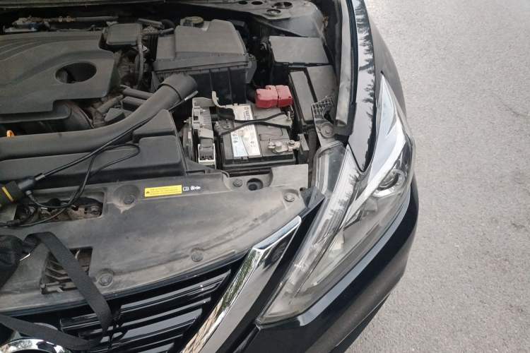 Used Nissan Teana 2016 2.0L XL Comfort Edition Engine Bay Left